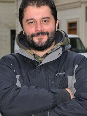 Osman Kaya; Türk yönetmen
