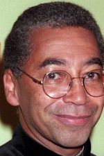 Remi Adefarasin; Londra,İngiltere doğumlu İngiliz  görüntü yönetmeni