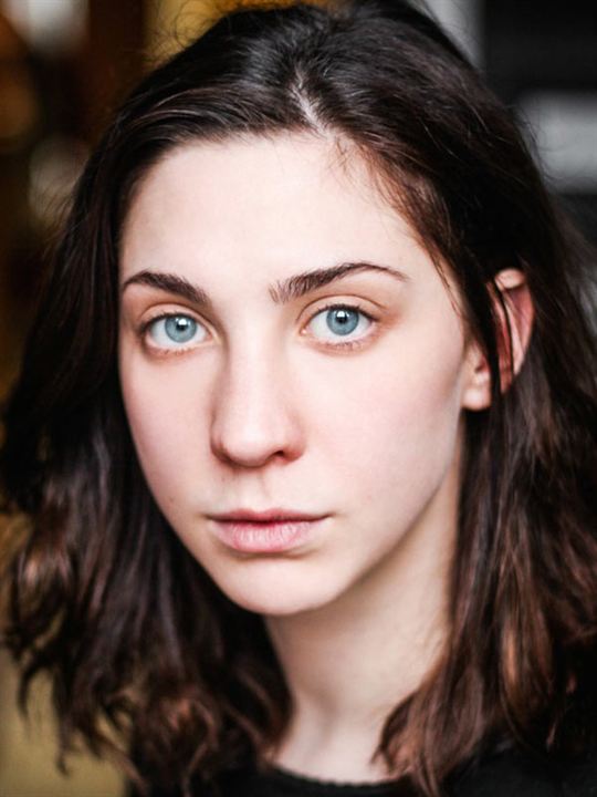 Mathilde Auneveux; Fransız oyuncu