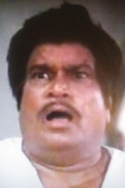 Yunus Parvez; Ghazipur, Delhi, Hindistan doğumlu Yunus  Parvez olarak da bilinen Hint oyuncu