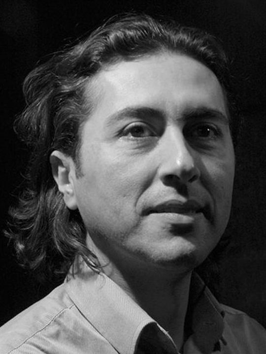 Talat Türk eli; Türk oyuncu