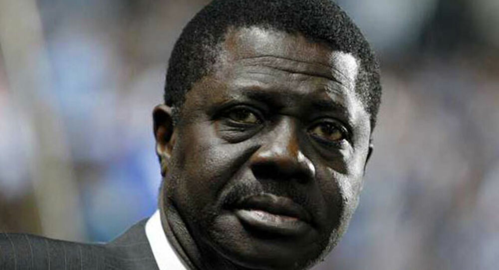 Pape Diouf; Abéché, Çad doğumlu Mababa Diouf olarak da bilinen Çadlıgazeteci, spor yöneticisi oyuncu