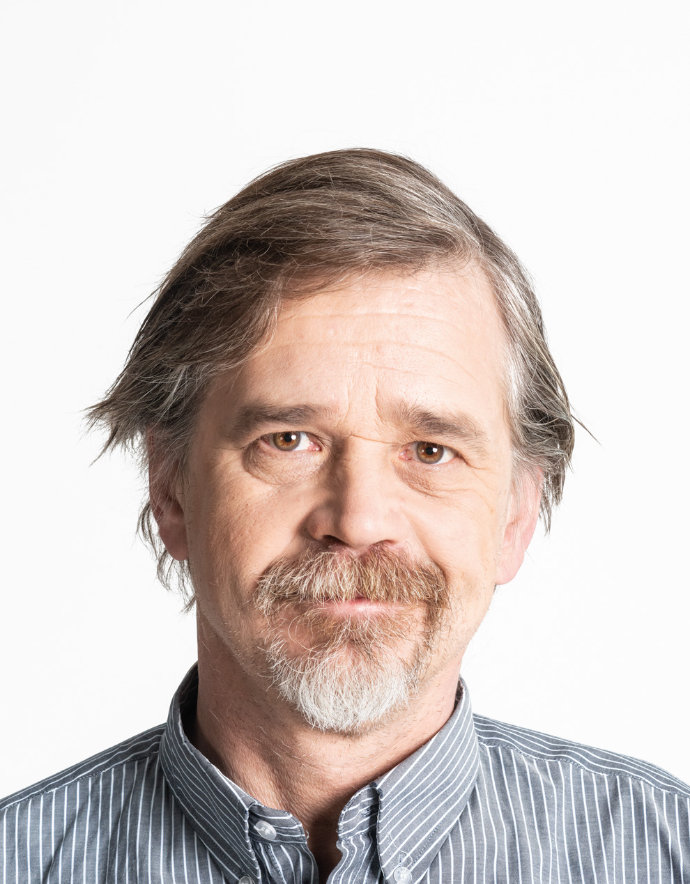 Tõnu Oja; Tallin, Estonya doğumlu Eston oyuncu