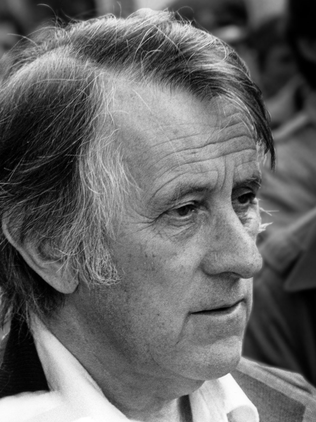 Freddie Francis; Islington,Londra,İngiltere doğumlu İngiliz  görüntü yönetmeni, yönetmen, kamera operatörü