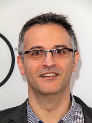 Peter Lepeniotis; senarist, yönetmen