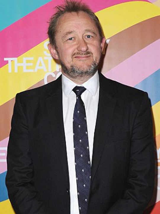 Andrew Upton; Avustralyalı idari yapımcı, oyuncu