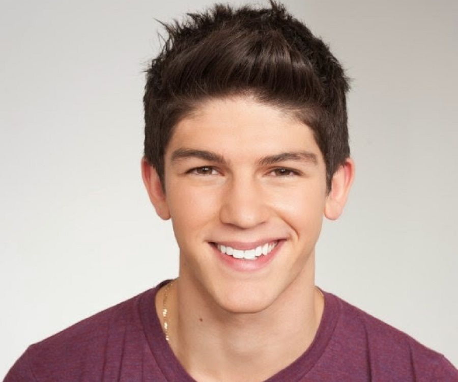 Rahart Adams; Melbourne, Victoria, Avustralya doğumlu Avustralyalı oyuncu