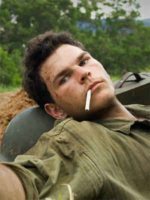 Josh Helman; Adelaide, Güney Avustralya, Avustralya doğumlu Avustralyalı oyuncu