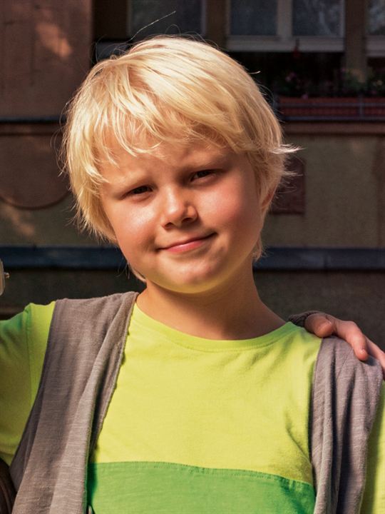 Anton Petzold; oyuncu