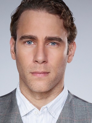 Carlos de la Mota; La Vega, Dominik Cumhuriyeti doğumlu İspanyol oyuncu