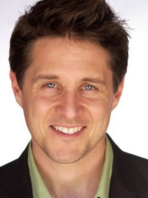 Yuri Lowenthal; Amerikalı oyuncu