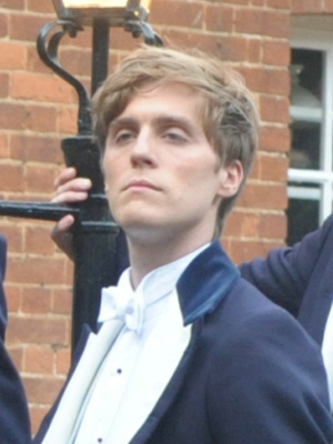 Jack Farthing; Londra,İngiltere doğumlu İngiliz  oyuncu