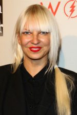 Sia; Adelaide, Güney Avustralya, Avustralya doğumlu Sia Kate Isobelle Furler olarak da bilinen Avustralyalı oyuncu