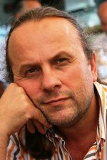 İsmail Güneş; Türk yönetmen, senarist, oyuncu yönetmeni