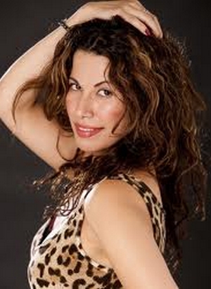 Gabriela Iturrizaga; oyuncu