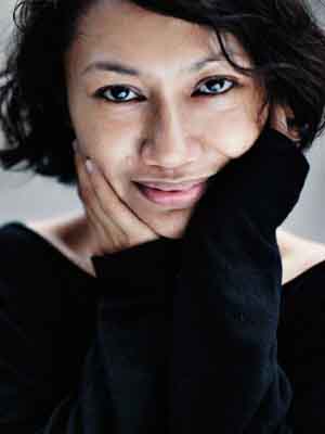 Angeli Bayani; Filipinli oyuncu