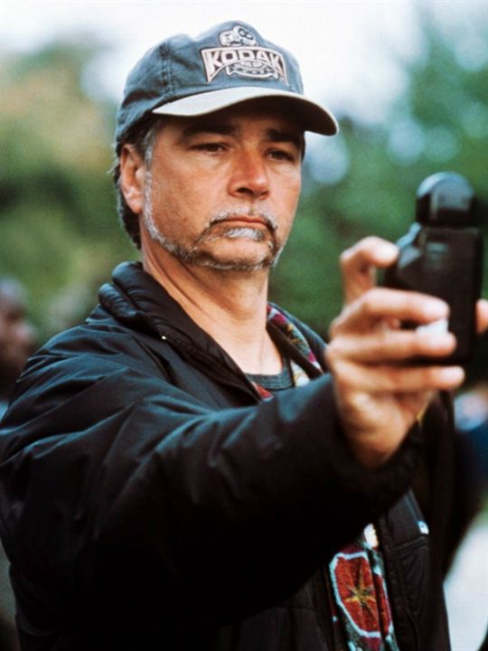 John R. Leonetti; Amerikalı görüntü yönetmeni, yönetmen, ortak yapımcı