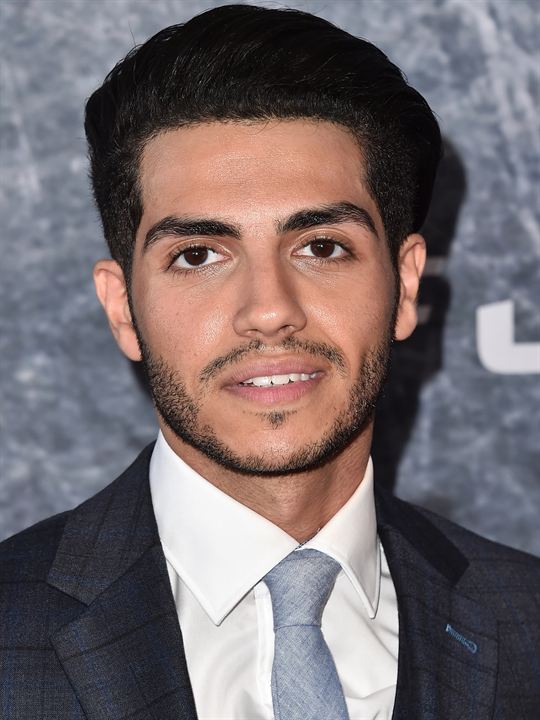 Mena Massoud; Kanadalı oyuncu