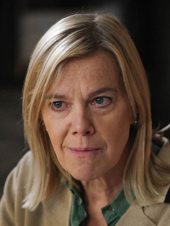 Carolyn Pickles; oyuncu