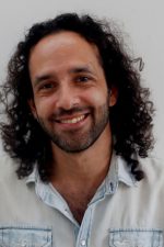 Mauricio Armas; Guatemalalı oyuncu