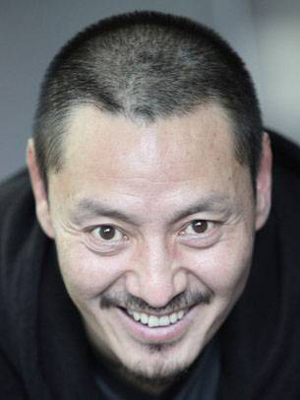 Yin Zhusheng; Çinli oyuncu