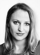 Maria Sundbom; İsviçreli oyuncu