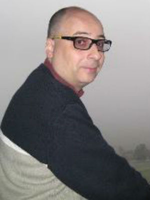 Andrés Parra; Cali, Kolombiya doğumlu Andrés Parra Medina olarak da bilinen Kolombiyalı oyuncu