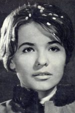 Mari Töröcsik; Pély, Macaristan doğumlu Törõcsik Mari törõcsik Mari olarak da bilinen Macar oyuncu