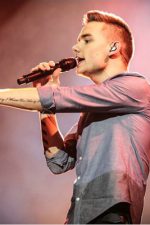 Liam Payne; Wolverhampton,Batı Midlands,İngiltere doğumlu İngilizşarkıcı, söz yazarıoyuncu
