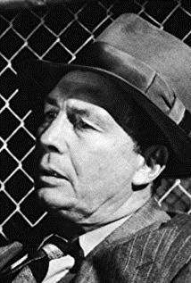 Roy Jenson; Kanadalı  oyuncu, dublör