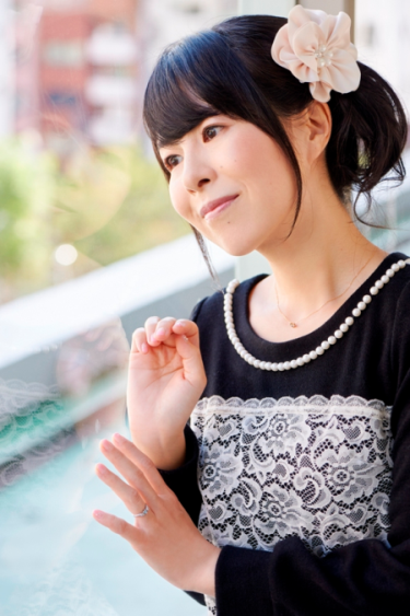 Sakura Tange; Kisogawa, Aichi, Japonya doğumlu Japon seslendirme sanatçısı