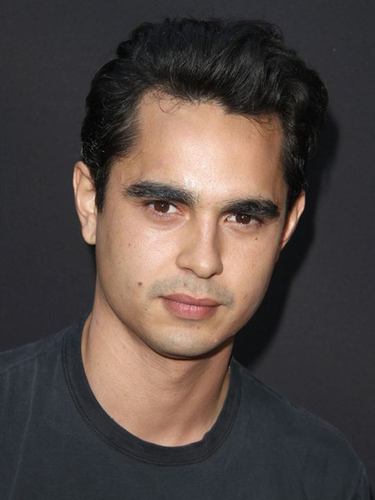 Max Minghella; Hampstead,Londra,İngiltere doğumlu Max Giorgio Choa Minghella olarak da bilinen İngiliz  oyuncu, idari yapımcı, senarist