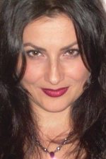 Özlem İçli; Türk sanat yönetmeni