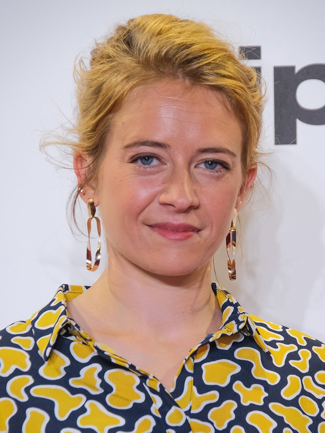 Genevieve Barr; Harrogate,Yorkshire,İngiltere doğumlu İngiliz  oyuncu