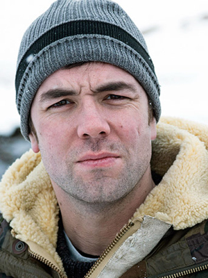 Aaron McCusker; Portadown,Armagh,İrlanda doğumlu İrlandalı  oyuncu