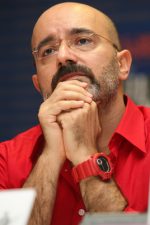 Caner Alper; Türk yönetmen, senarist, yapımcı