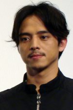 Shinnosuke Mitsushima; Okinawa, Japonya doğumlu Japon oyuncu