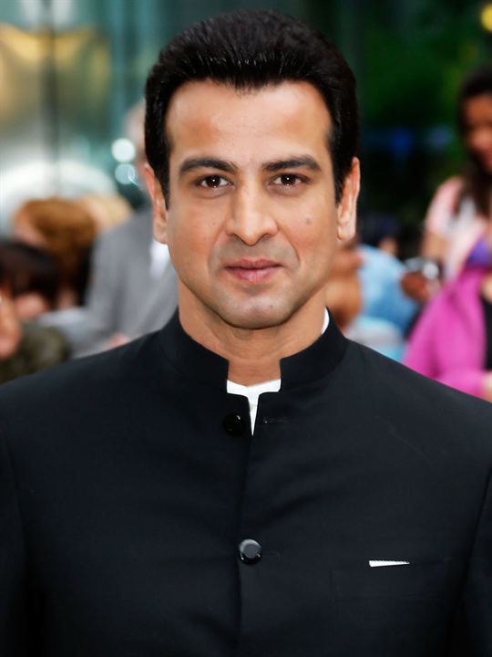 Ronit Roy; Hint oyuncu