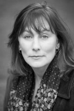 Leanne Pooley ; Kanadalı  senarist, yönetmen