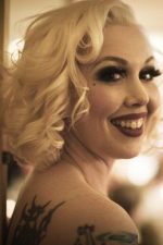 Miranda Colclasure; Amerikalı