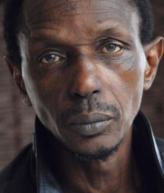 Bass Dhem; Fransız oyuncu