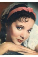 Jessie Matthews; Soho,Londra,İngiltere doğumlu İngiliz oyuncu