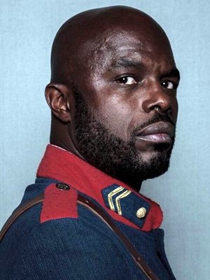 Chris Obi; Londra,İngiltere doğumlu Christopher Obi olarak da bilinen İngiliz  oyuncu