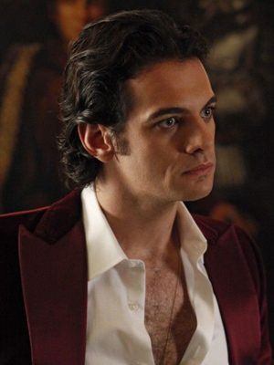 Theo Alexander; Atina, Yunanistan doğumlu Theodoros Zoumpoulidis olarak da bilinen Yunan oyuncu, yapımcı