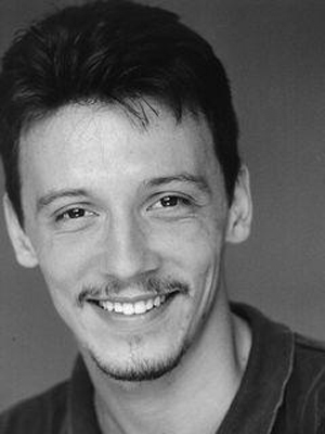 Emmanuel Curtil; Fransız