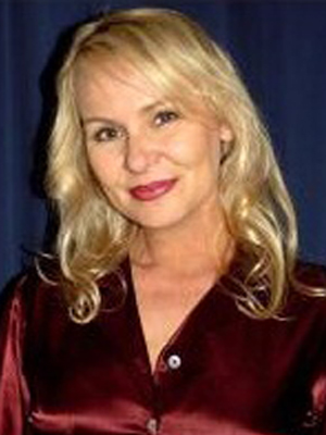 Wendee Lee; oyuncu, adaptasyon