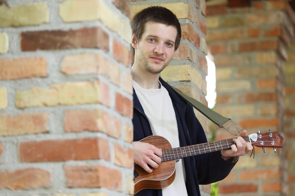 Matija Antolic; Zagreb, Hırvatistan doğumlu Hırvat oyuncu