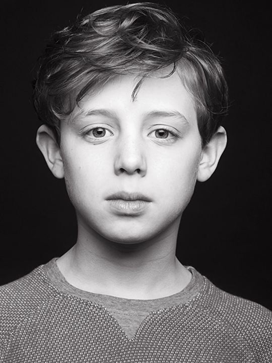 Ethan Rouse; İngiliz oyuncu