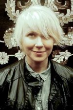 Roxanne Benjamin; yapımcı, yönetmen, senarist