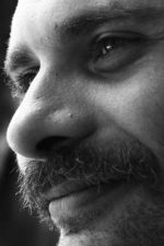 Onur Uysal; kurgucu, oyuncu, senarist